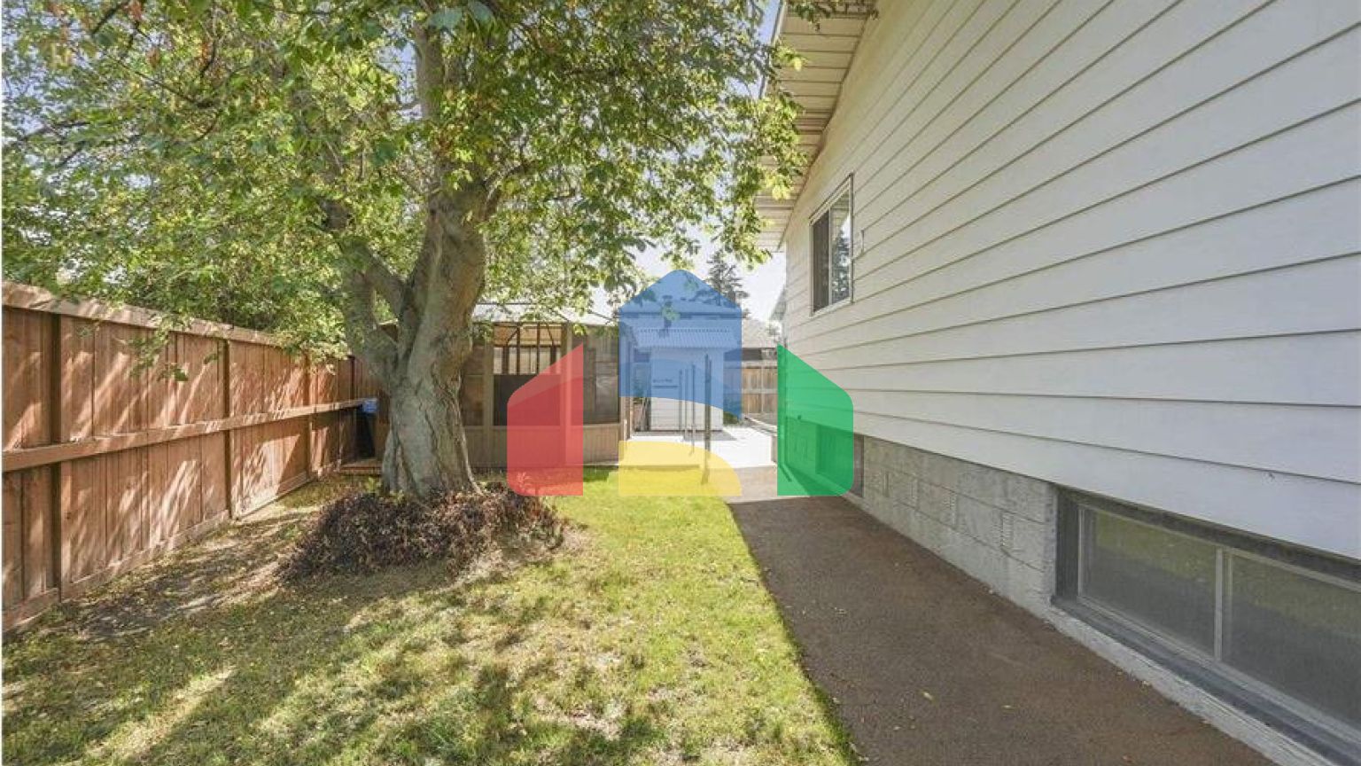 Residential - Single Family Home - Edmonton, Canada - Canada