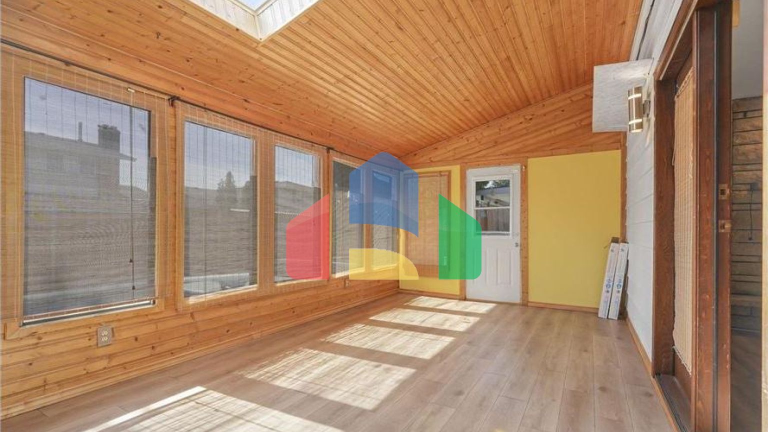 Residential - Single Family Home - Edmonton, Canada - Canada