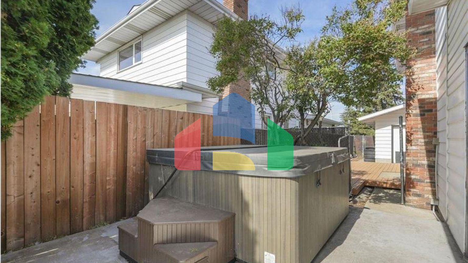 Residential - Single Family Home - Edmonton, Canada - Canada