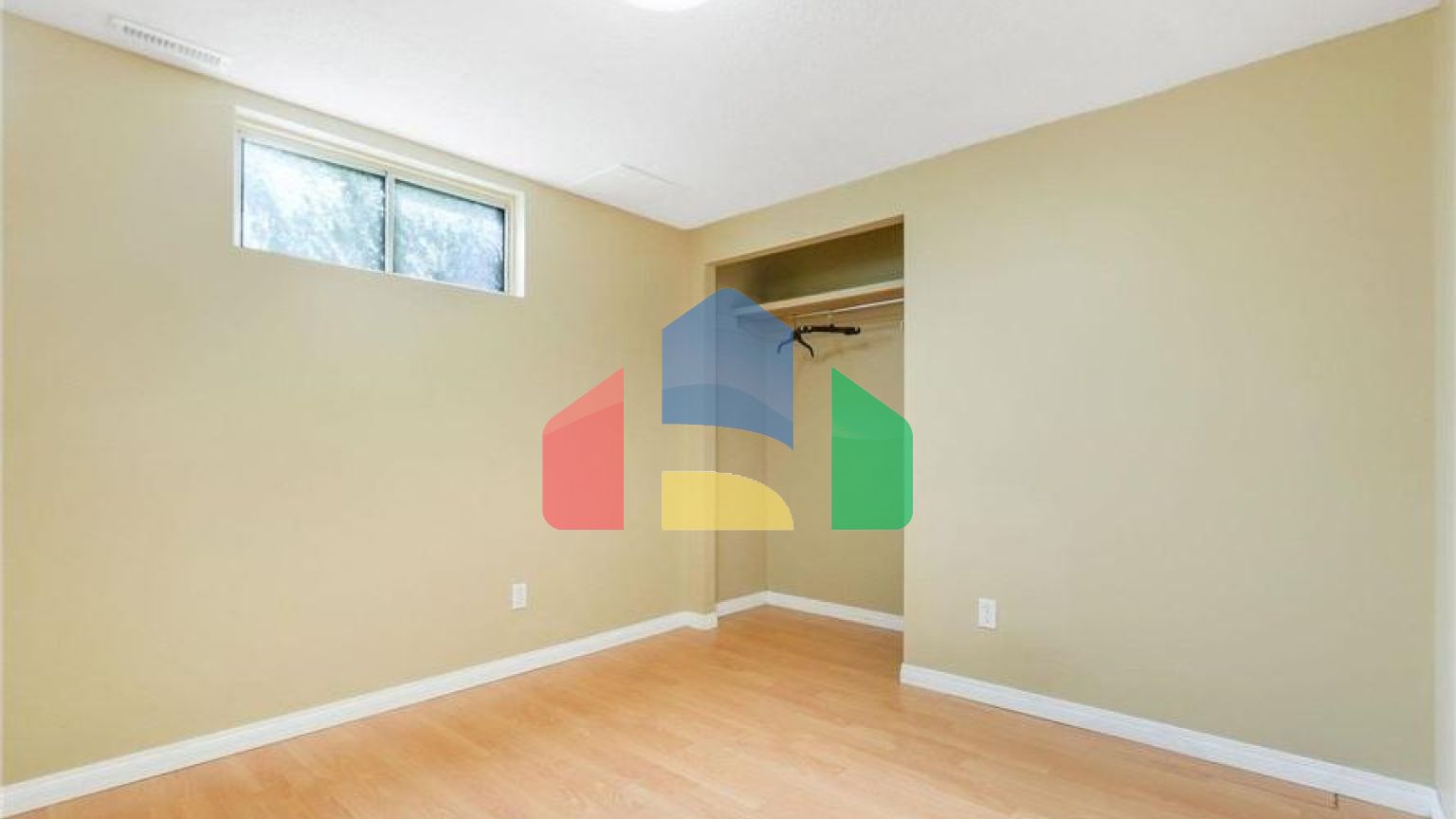 Residential - Single Family Home - Edmonton, Canada - Canada