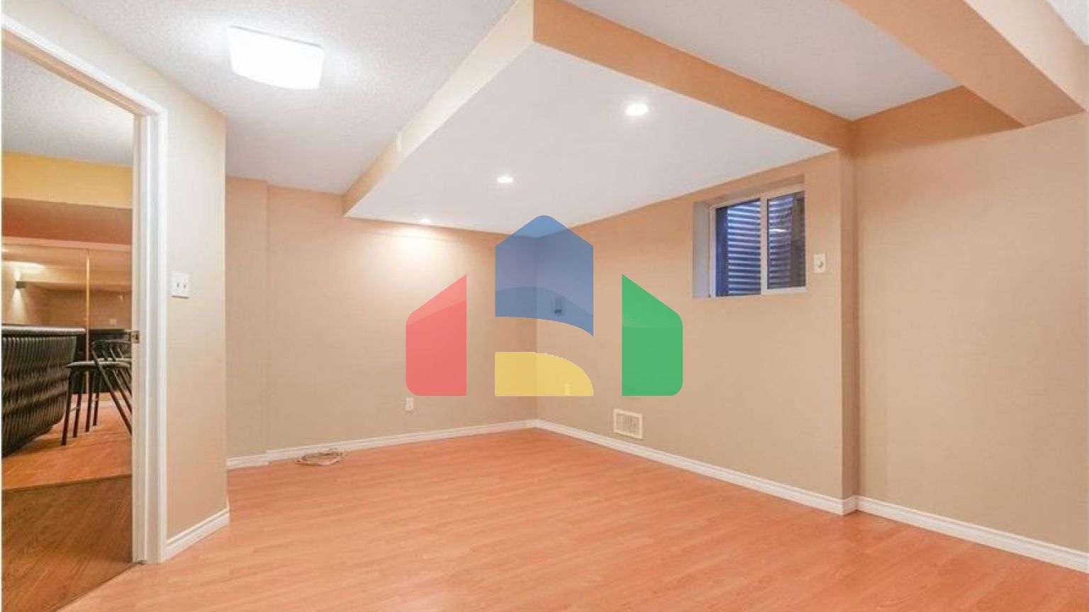 Residential - Single Family Home - Edmonton, Canada - Canada