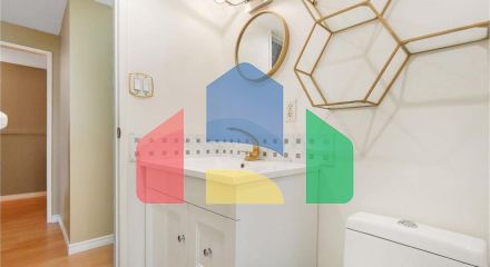 Residential - Single Family Home - Edmonton, Canada - Canada