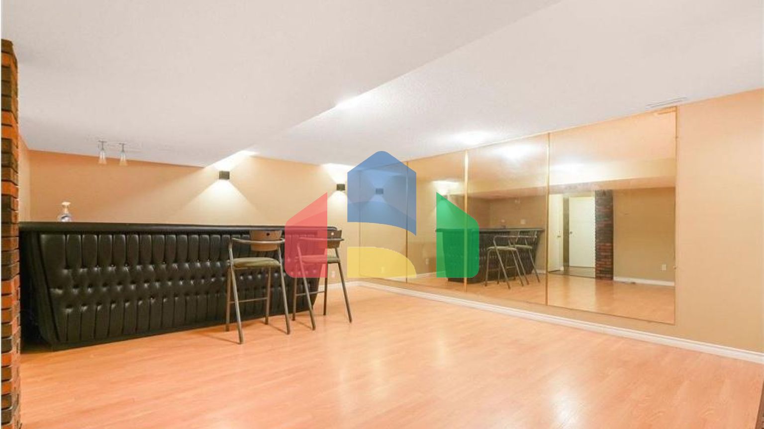 Residential - Single Family Home - Edmonton, Canada - Canada