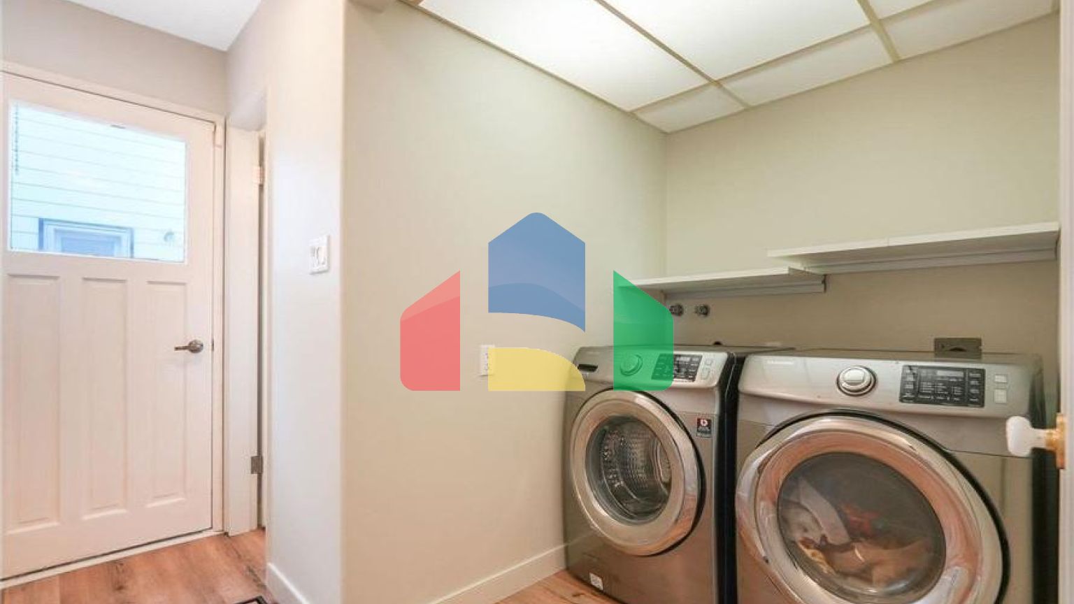 Residential - Single Family Home - Edmonton, Canada - Canada