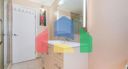 Residential - Single Family Home - Edmonton, Canada - Canada