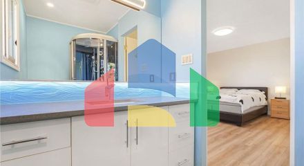 Residential - Single Family Home - Edmonton, Canada - Canada