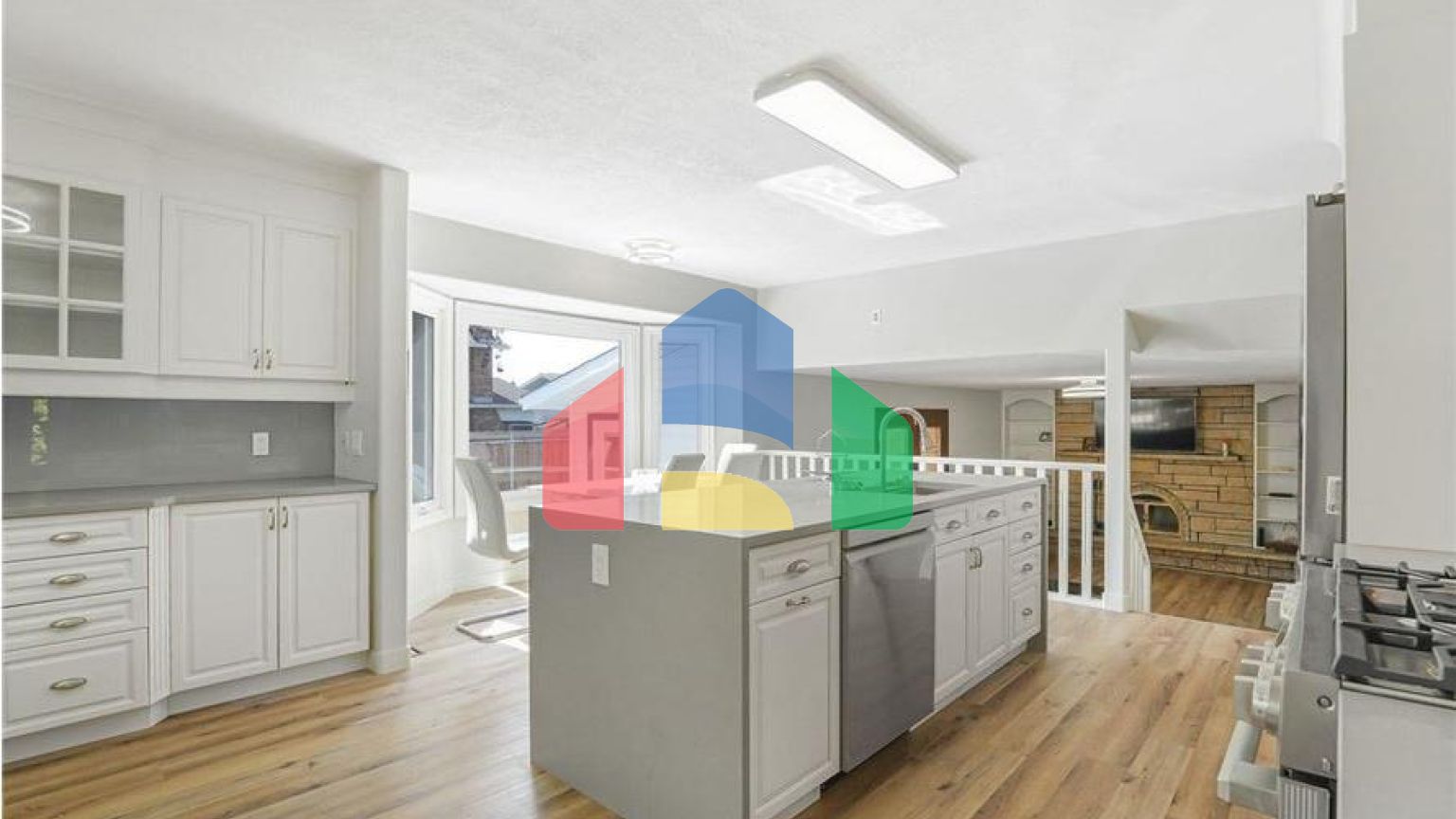 Residential - Single Family Home - Edmonton, Canada - Canada