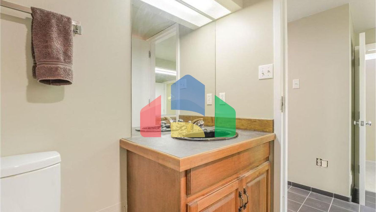 Residential - Condo/Apartment - Edmonton, Canada - Canada