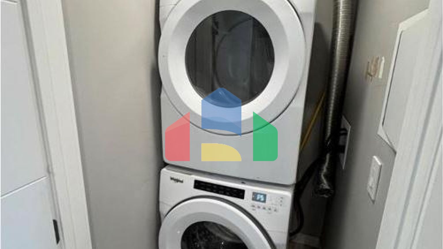 Residential - Single Family Home - Edmonton, Canada - Canada