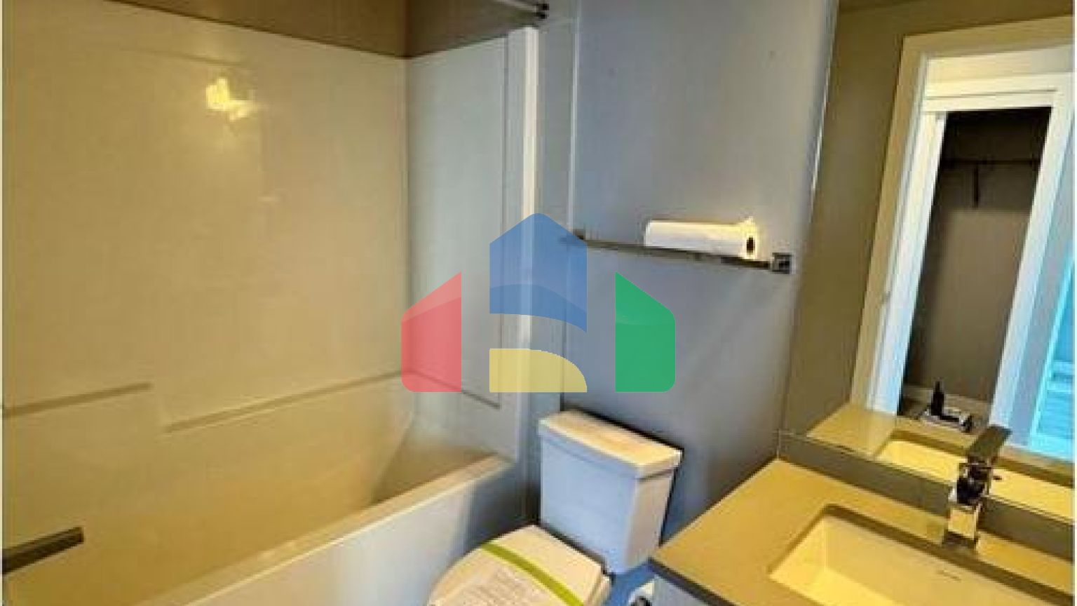 Residential - Single Family Home - Edmonton, Canada - Canada