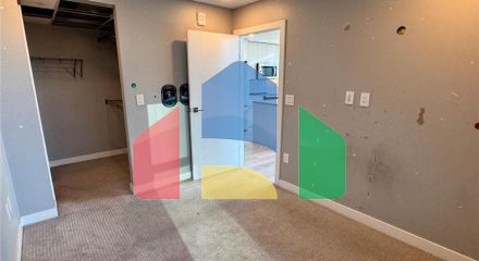 Residential - Single Family Home - Edmonton, Canada - Canada