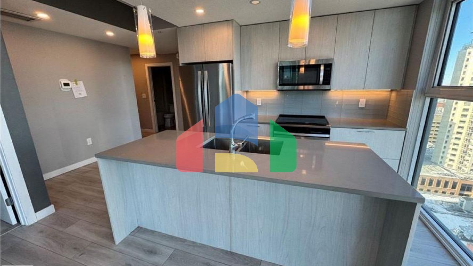 Residential - Single Family Home - Edmonton, Canada - Canada