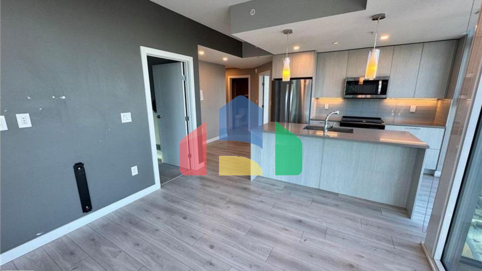 Residential - Single Family Home - Edmonton, Canada - Canada