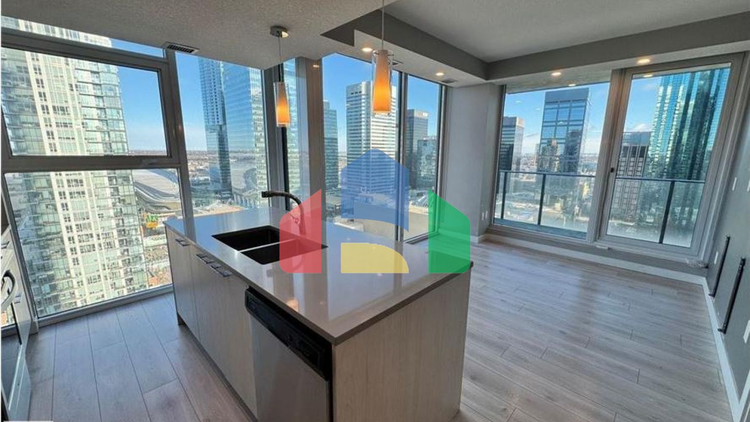 Residential - Single Family Home - Edmonton, Canada - Canada