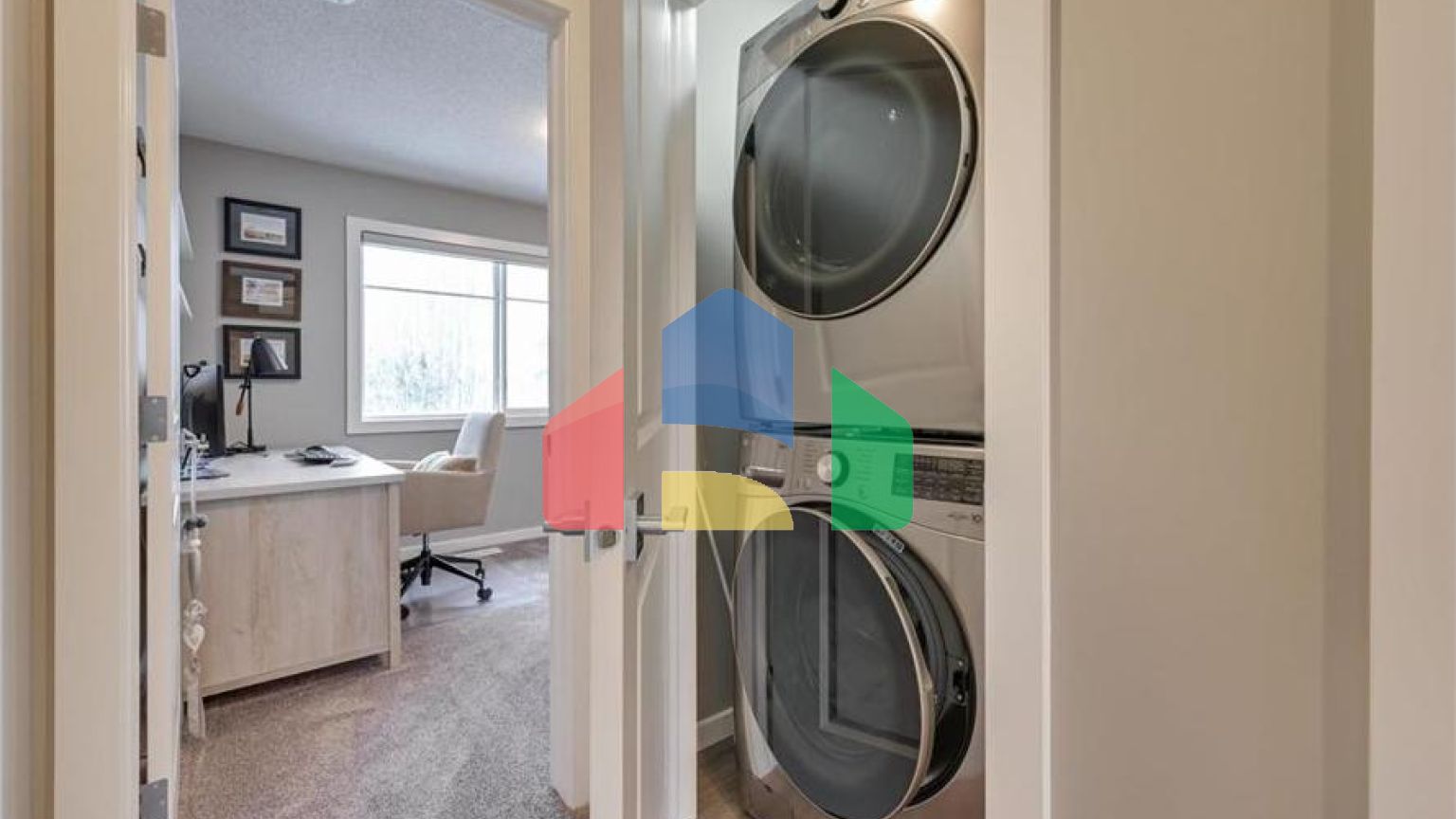 Residential - Single Family Home - Edmonton, Canada - Canada