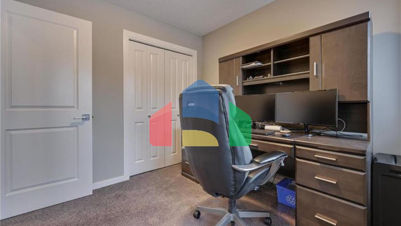 Residential - Single Family Home - Edmonton, Canada - Canada