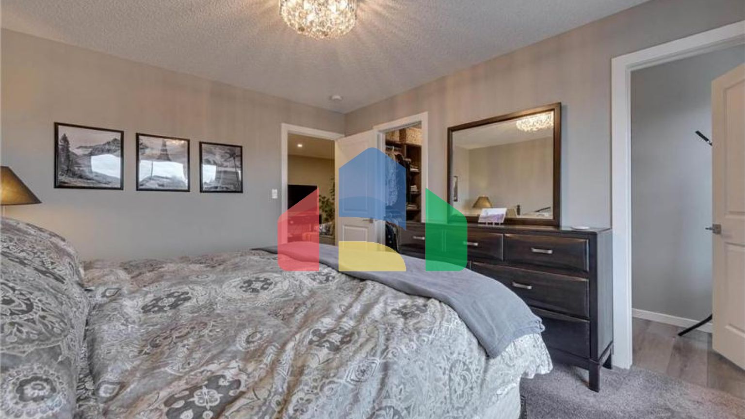 Residential - Single Family Home - Edmonton, Canada - Canada