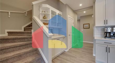 Residential - Single Family Home - Edmonton, Canada - Canada