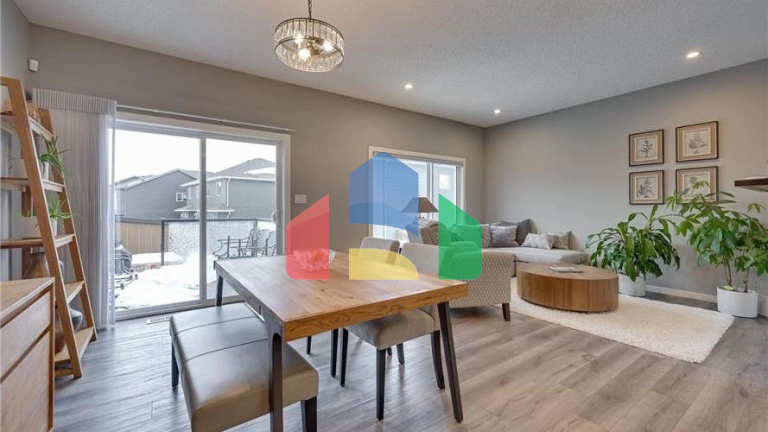 Residential - Single Family Home - Edmonton, Canada - Canada