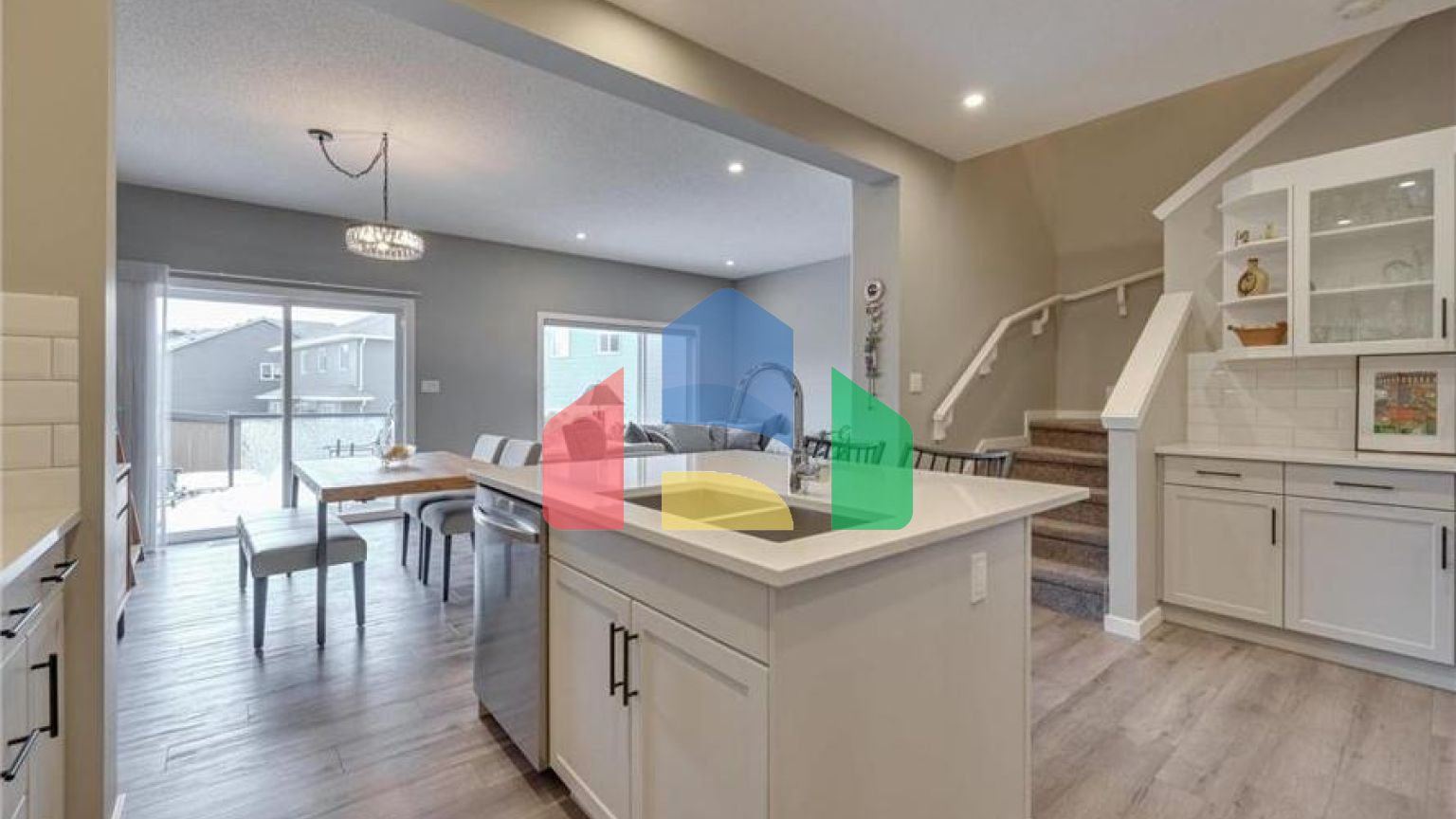 Residential - Single Family Home - Edmonton, Canada - Canada