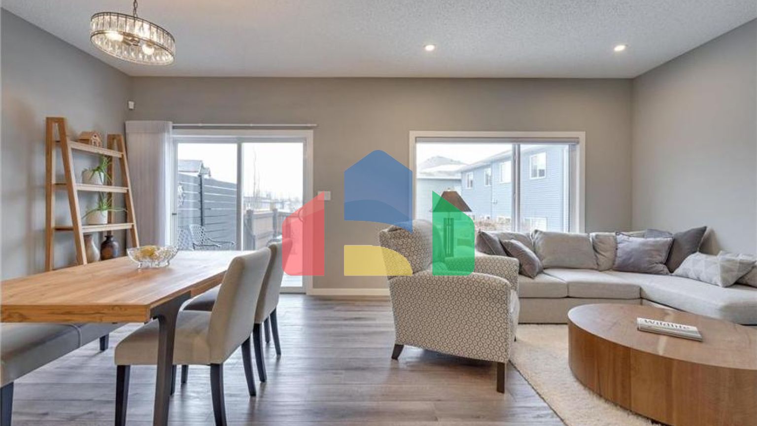 Residential - Single Family Home - Edmonton, Canada - Canada