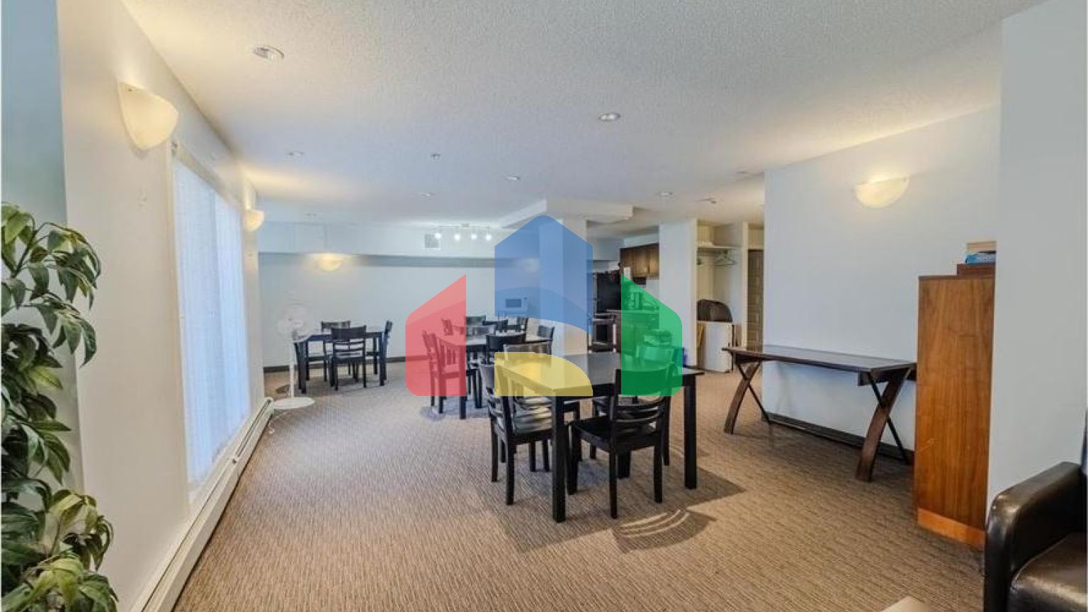 Residential - Single Family Home - Edmonton, Canada - Canada