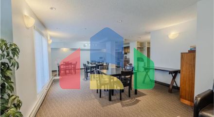 Residential - Single Family Home - Edmonton, Canada - Canada