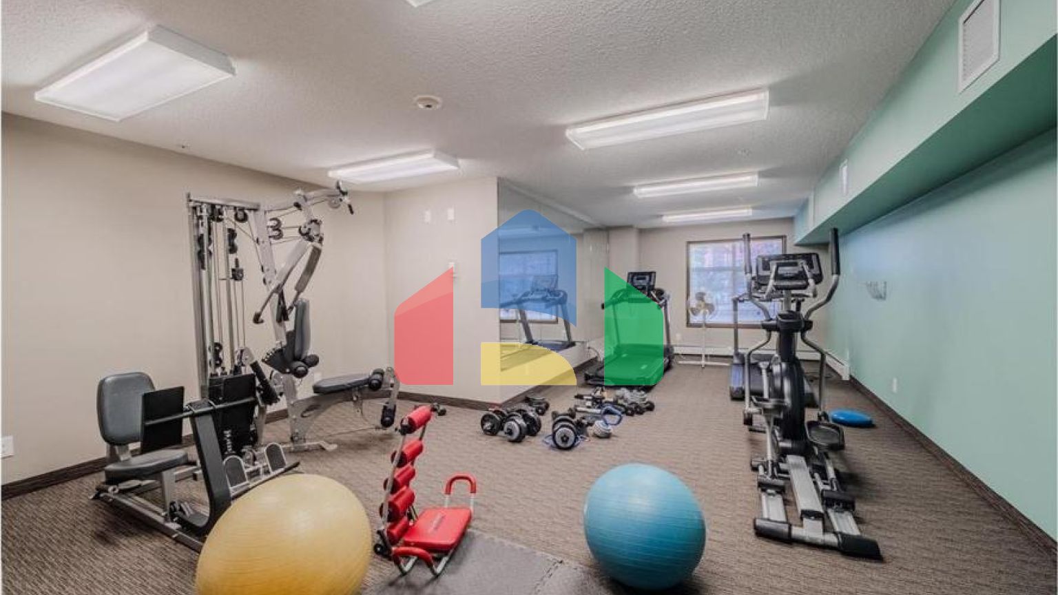 Residential - Single Family Home - Edmonton, Canada - Canada