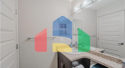 Residential - Single Family Home - Edmonton, Canada - Canada