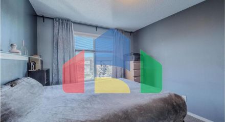 Residential - Single Family Home - Edmonton, Canada - Canada