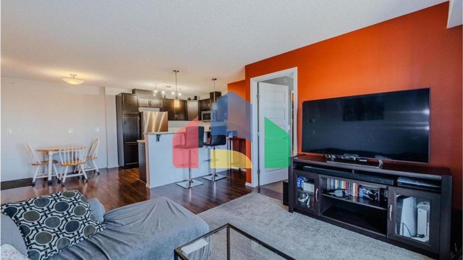 Residential - Single Family Home - Edmonton, Canada - Canada