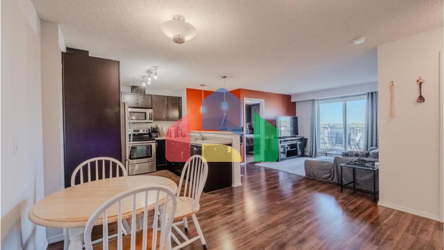 Residential - Single Family Home - Edmonton, Canada - Canada