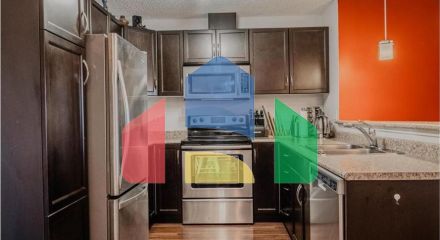 Residential - Single Family Home - Edmonton, Canada - Canada