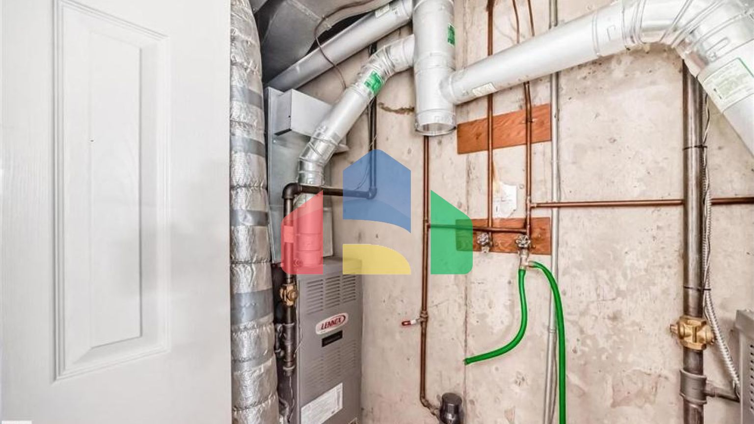 Residential - Single Family Home - Edmonton, Canada - Canada