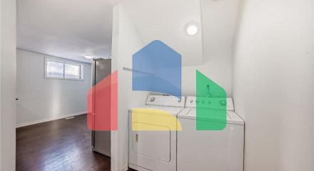 Residential - Single Family Home - Edmonton, Canada - Canada