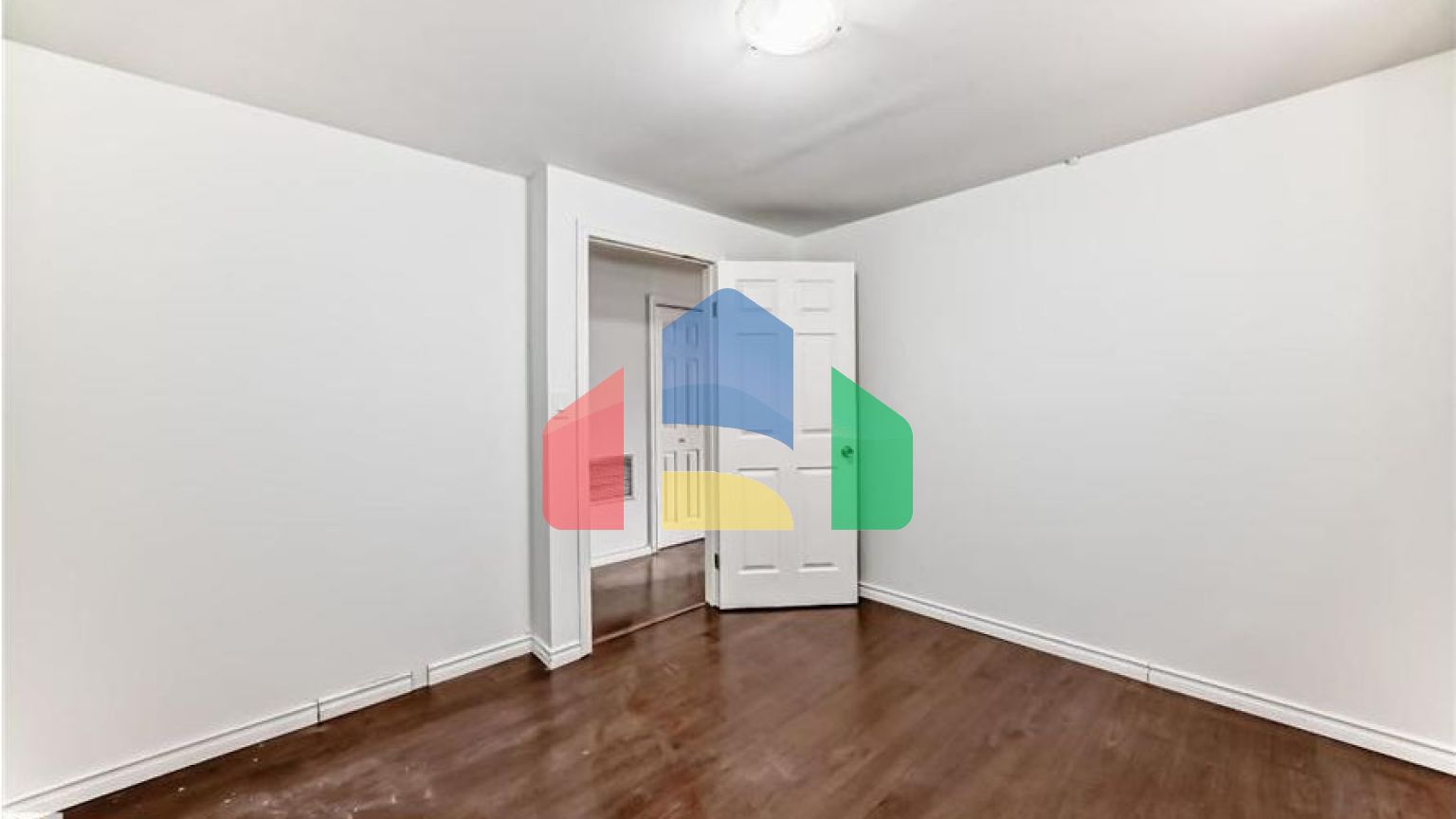 Residential - Single Family Home - Edmonton, Canada - Canada