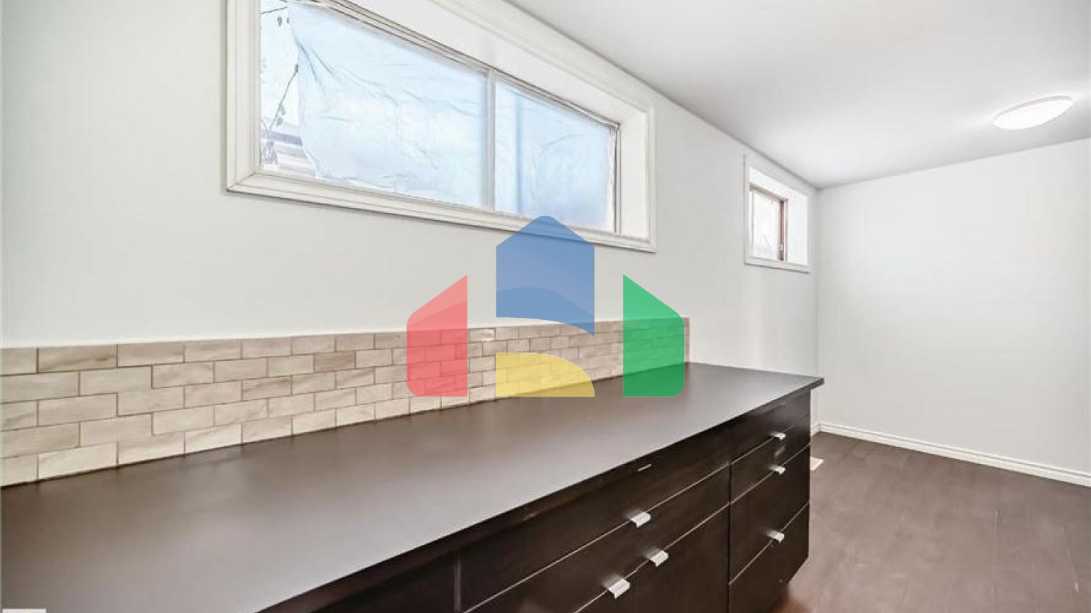 Residential - Single Family Home - Edmonton, Canada - Canada