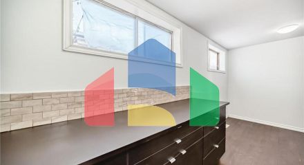 Residential - Single Family Home - Edmonton, Canada - Canada