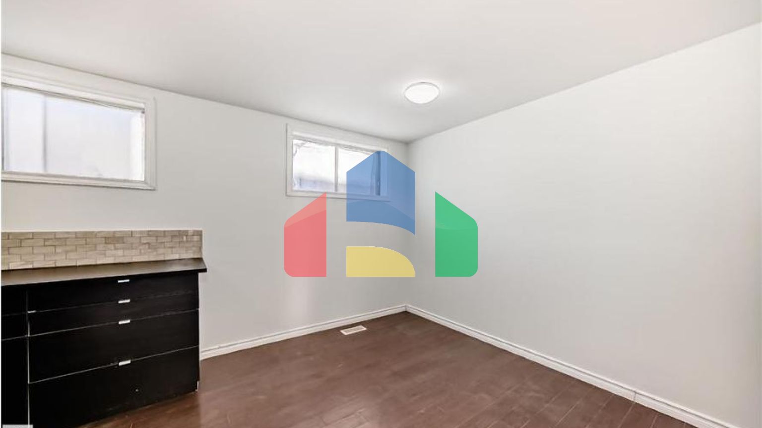 Residential - Single Family Home - Edmonton, Canada - Canada