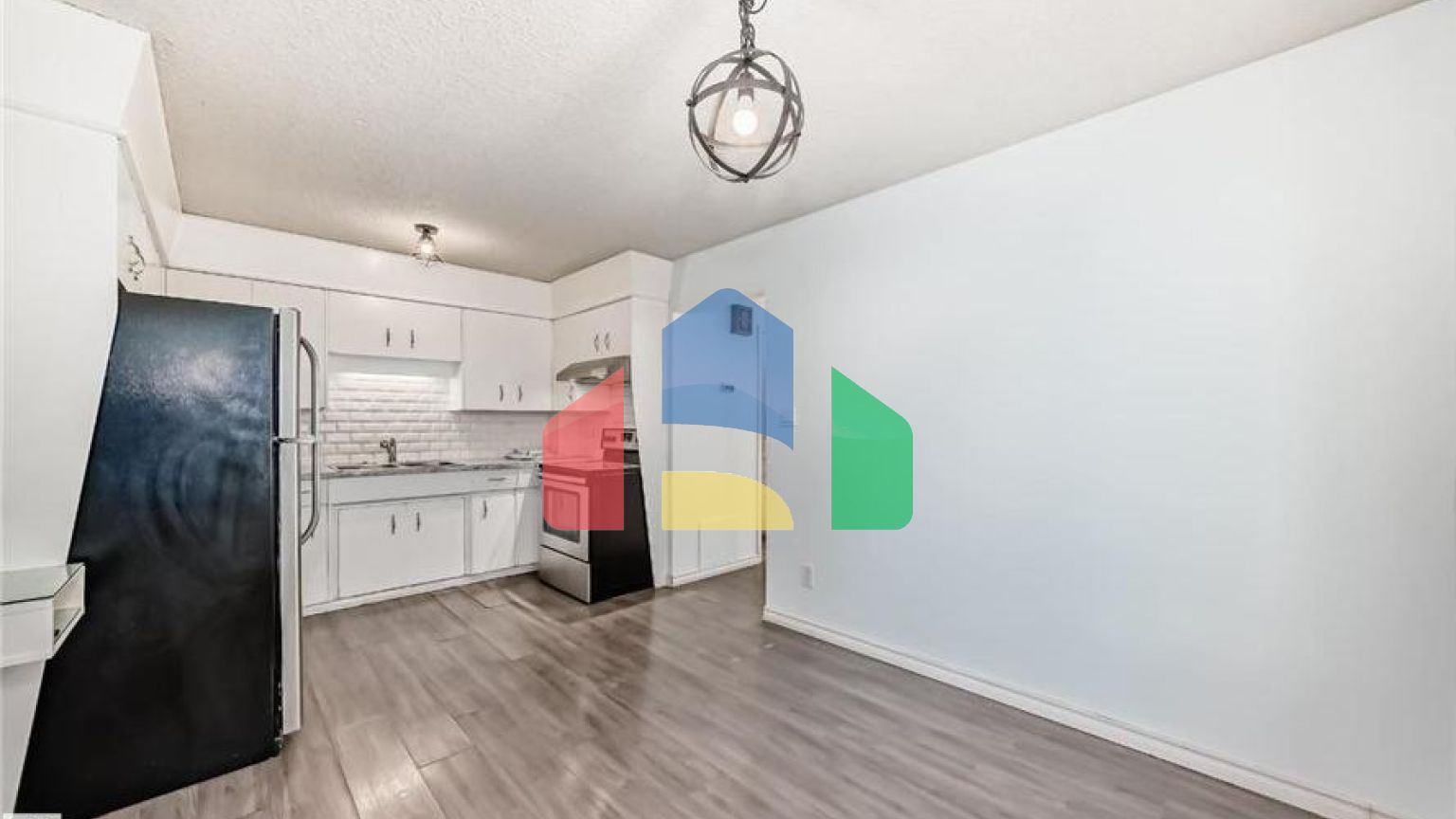 Residential - Single Family Home - Edmonton, Canada - Canada