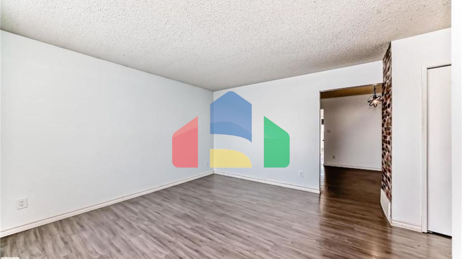 Residential - Single Family Home - Edmonton, Canada - Canada