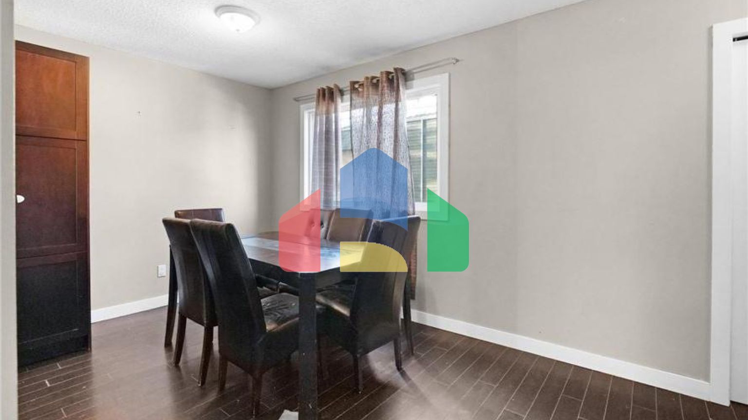 Residential - Condo/Apartment - Edmonton, Canada - Canada