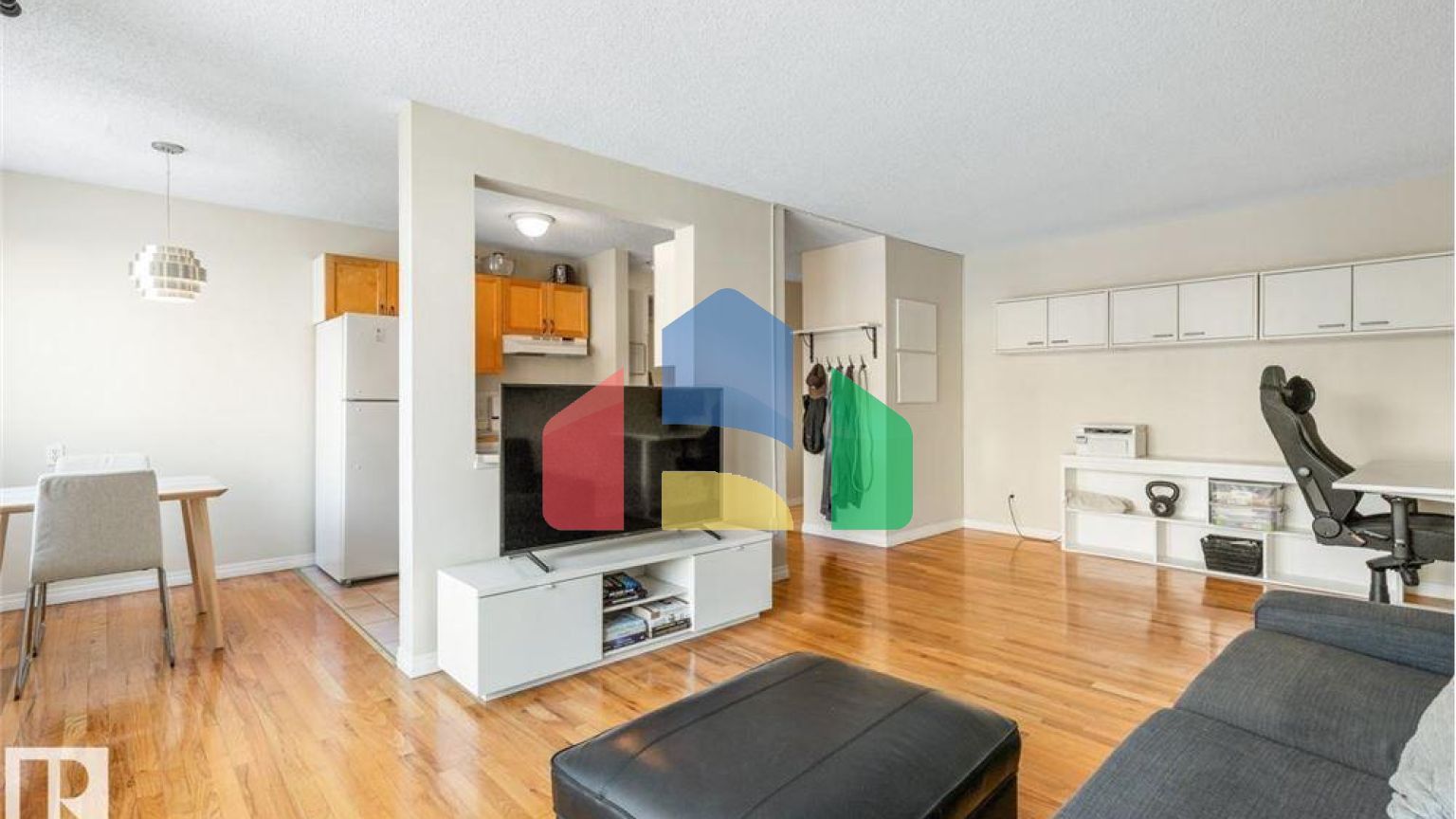 Residential - Condo/Apartment - Edmonton, Canada - Canada