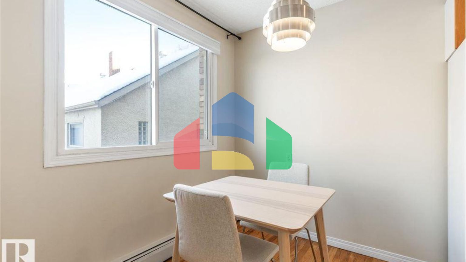 Residential - Condo/Apartment - Edmonton, Canada - Canada