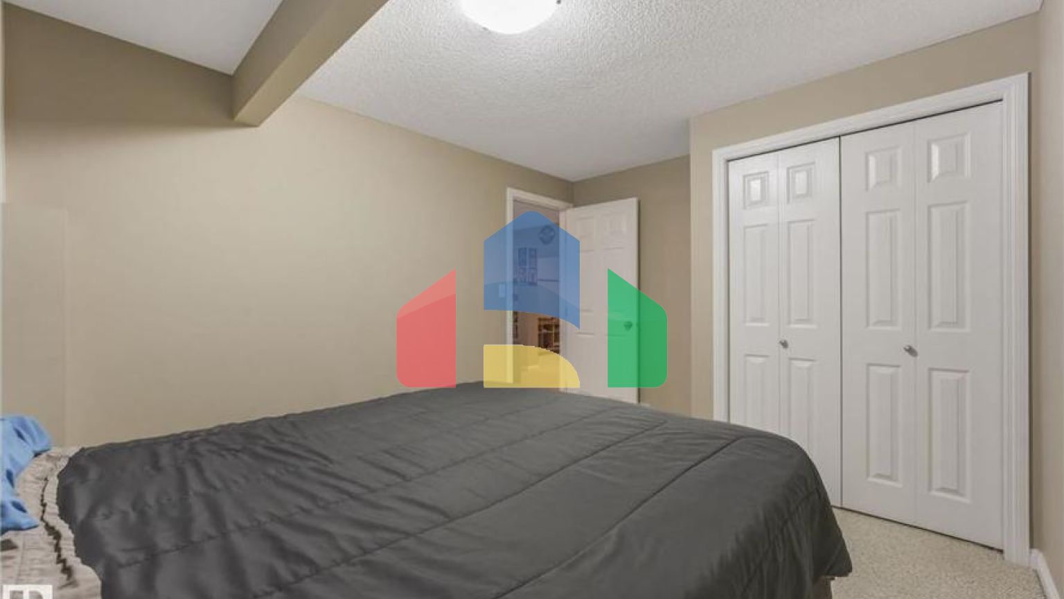 Residential - Single Family Home - Edmonton, Canada - Canada