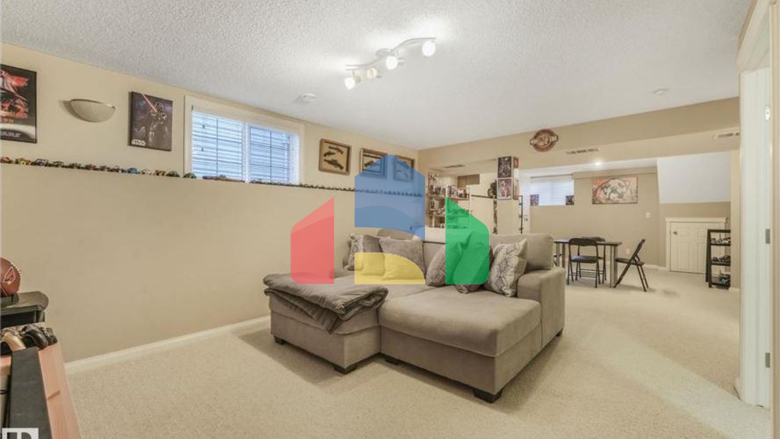 Residential - Single Family Home - Edmonton, Canada - Canada