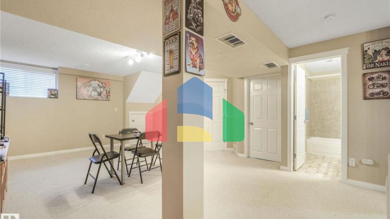 Residential - Single Family Home - Edmonton, Canada - Canada