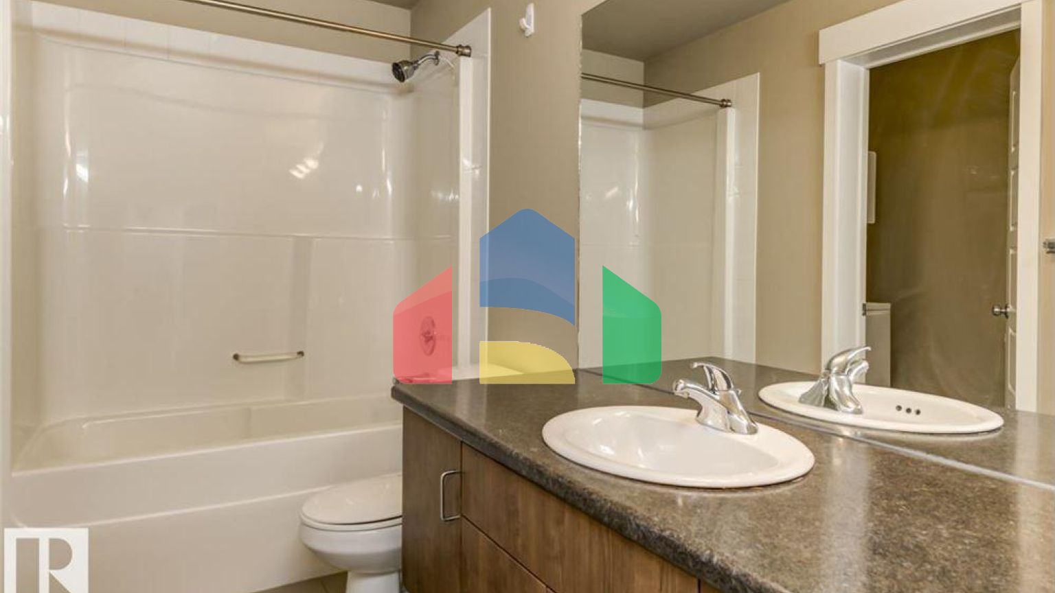 Residential - Condo/Apartment - Edmonton, Canada - Canada