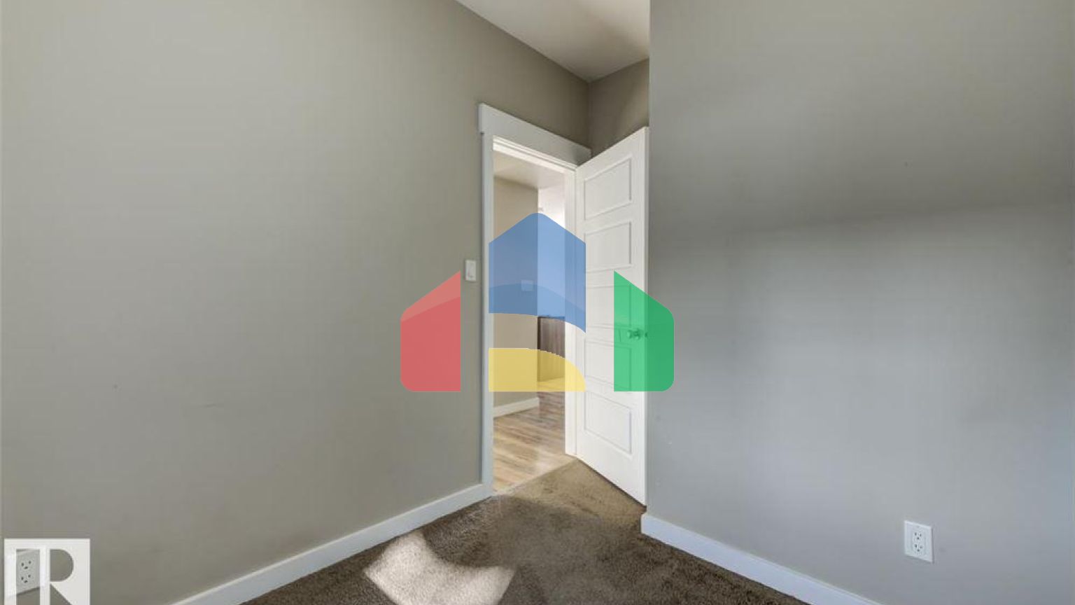 Residential - Condo/Apartment - Edmonton, Canada - Canada