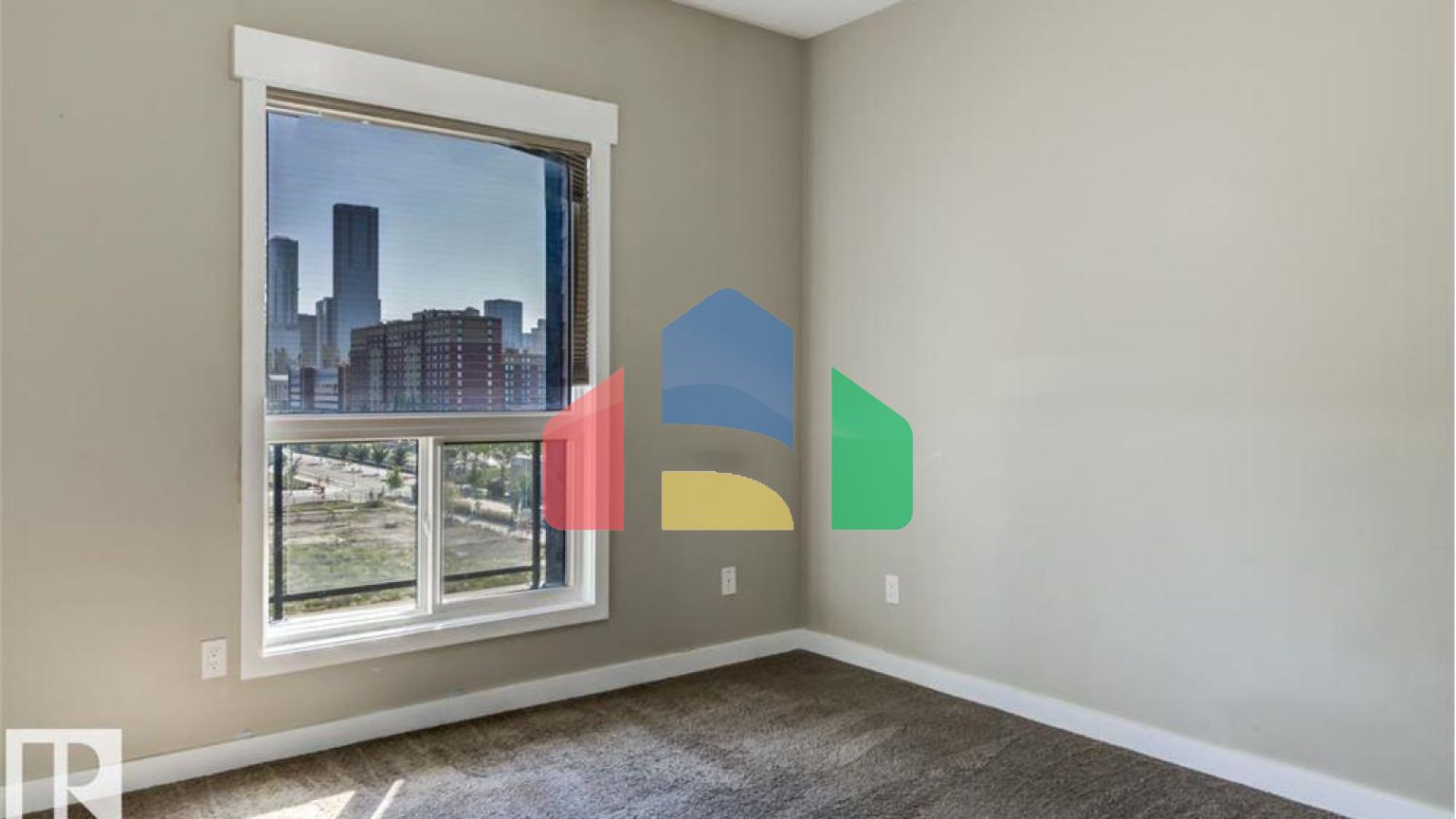 Residential - Condo/Apartment - Edmonton, Canada - Canada